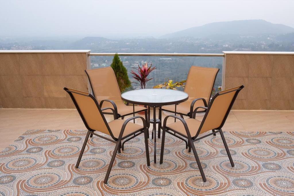 The Sage Villa - Luxury Homestay In Dehradún Kültér fotó